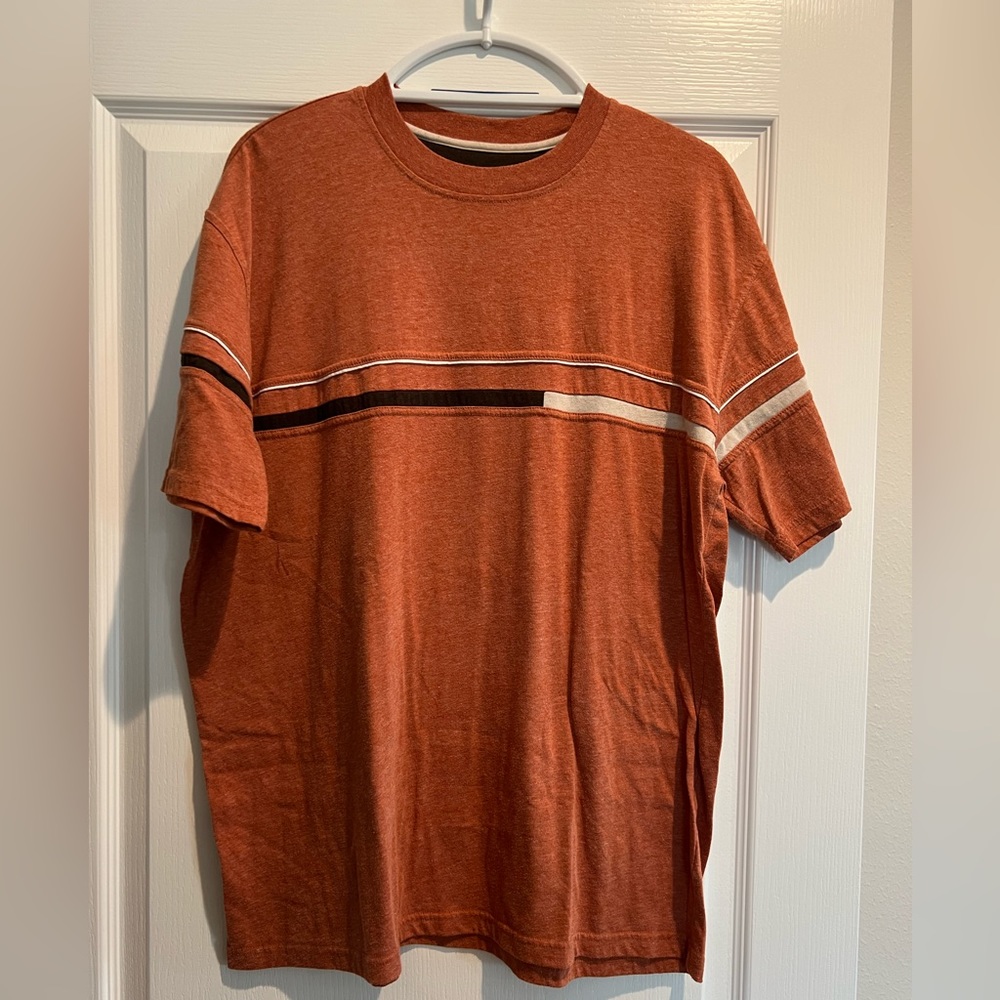 Men’s striped tee